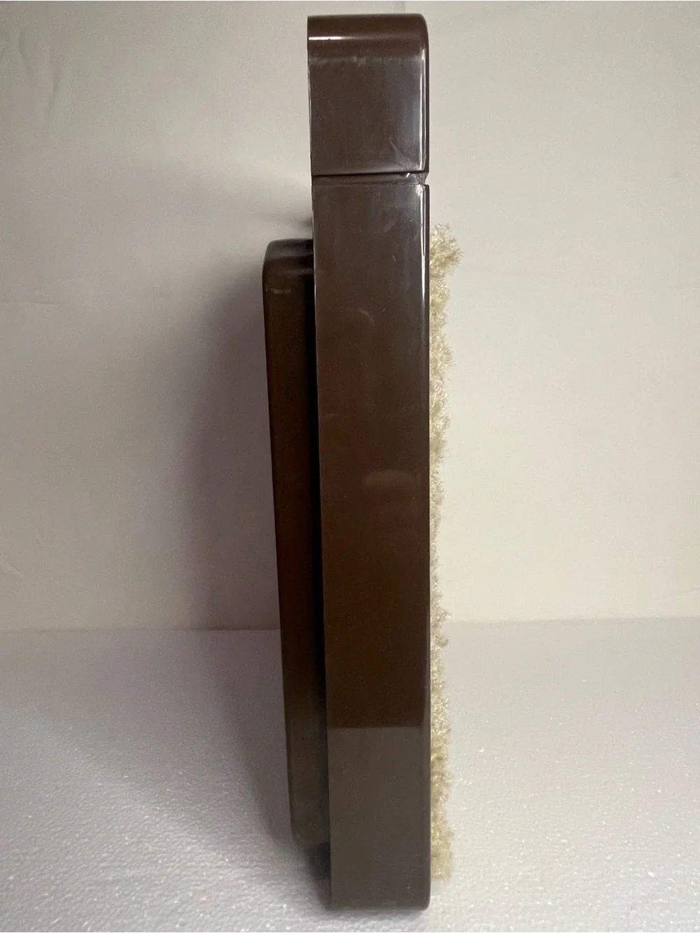 Vintage Metro Bathroom Carpeted Scale Brown Beige Shag Retro 70s USA Analog Dial